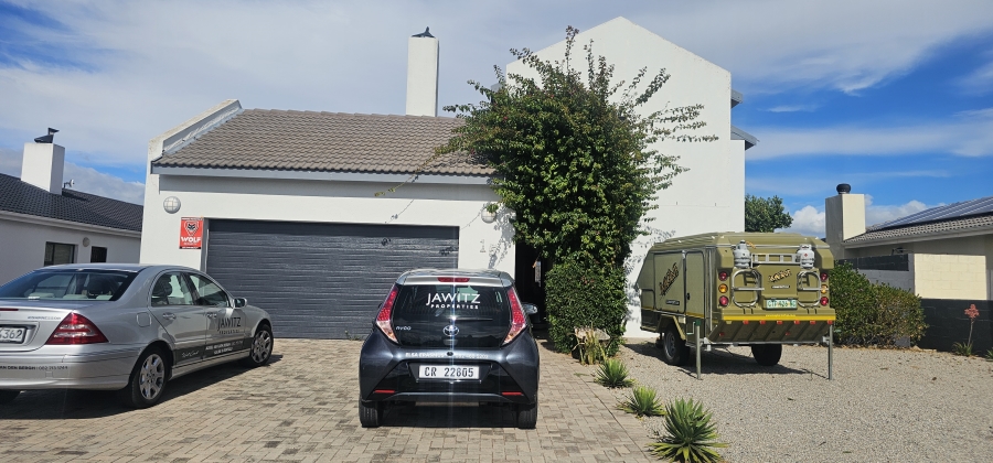 4 Bedroom Property for Sale in Country Club Western Cape